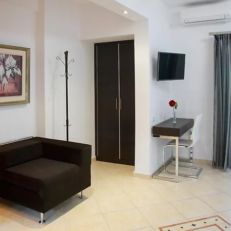 Stamos And Apartment Vourvourou