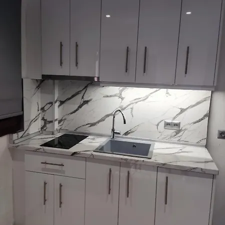 Apartman Stamos And *