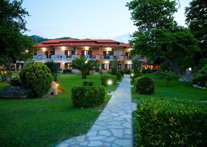 Stamos And Vourvourou